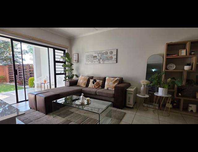 3 BEDROOM PROPERTY TO RENT IN LINBRO PARK